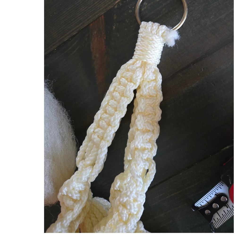 Vintage Macrame Plant Hanger Ivory Spiral Knot Boho Decor with Fluffy Tassel 31" - Picture 5 of 7